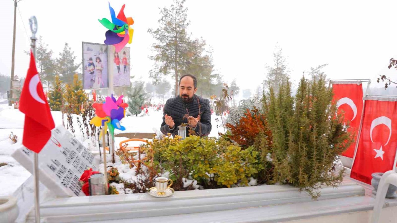 Depremde eşi ve 2 çocuğunu kaybeden baba: "Bir acının bekçisi oldum, varken kıymet bilin"