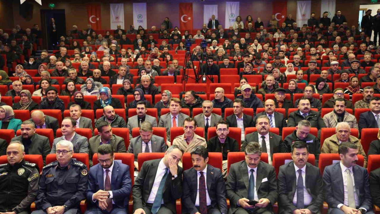 Kırşehir’de bin 633 konut için kura çekimi yapıldı