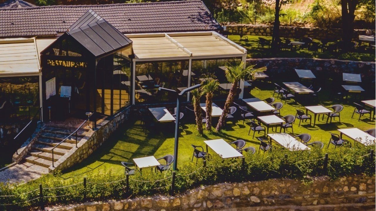 Efeler’in konaklama tesisi vatandaşların uğrak noktası haline geldi