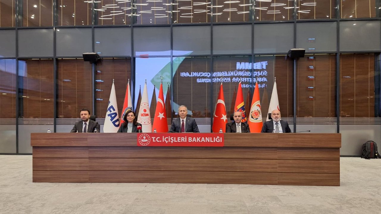 İçişleri Bakanı Yerlikaya, Suça Sürüklenen Çocuklara İlişkin Araştırma Komisyonu üyeleriyle bir araya geldi