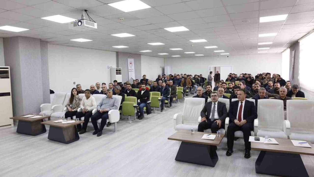 Diyarbakır’da bitki koruma ürünleri hakkında bilgilendirme toplantısı düzenlendi