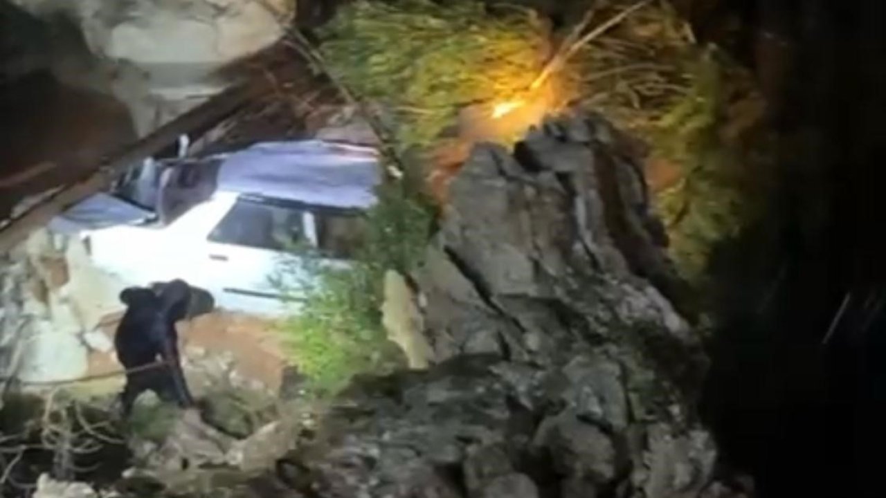 Marmaris’te bir kişi sele kapıldı: Arama çalışmaları sürüyor