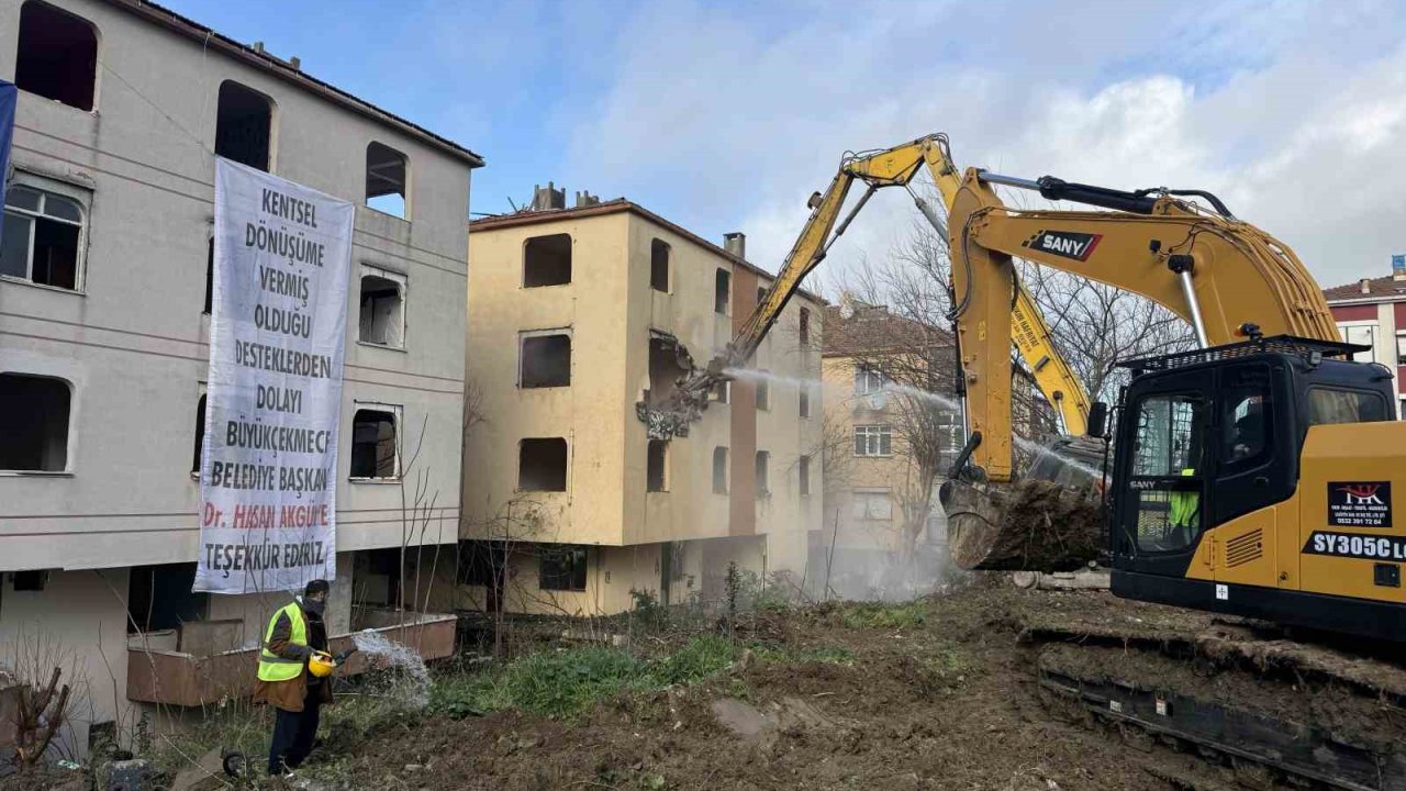 Büyükçekmece’de depremde yıkılma riski yüksek 2 binada kentsel dönüşüm