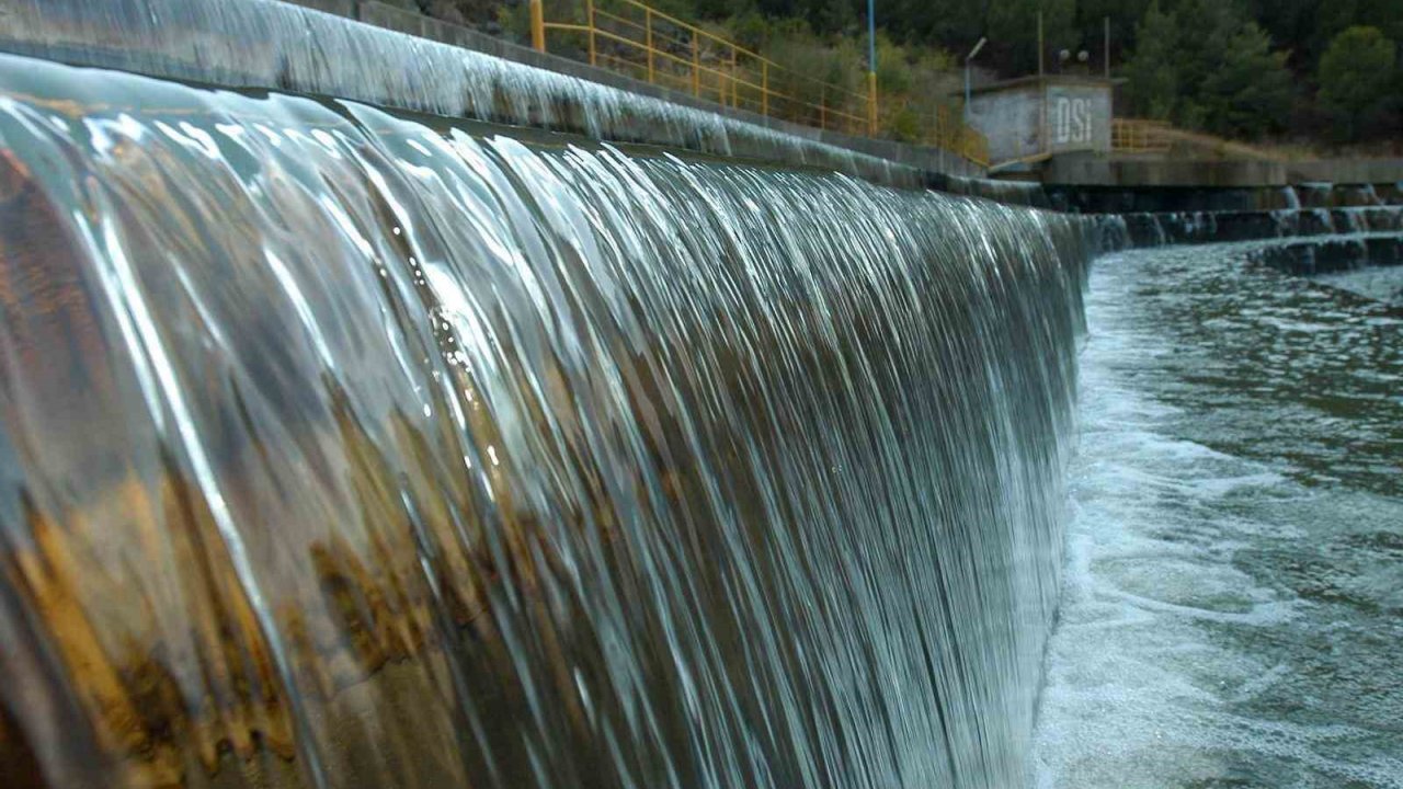İzmir’de barajlar doldu, musluklar açıldı