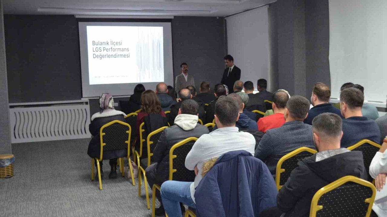 Bulanık’ta ’Akademik Başarıyı Artırma Eylem Planı’ toplantısı