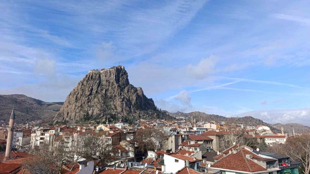 Afyonkarahisar’ın nüfusu 751 bin 808’e yükseldi