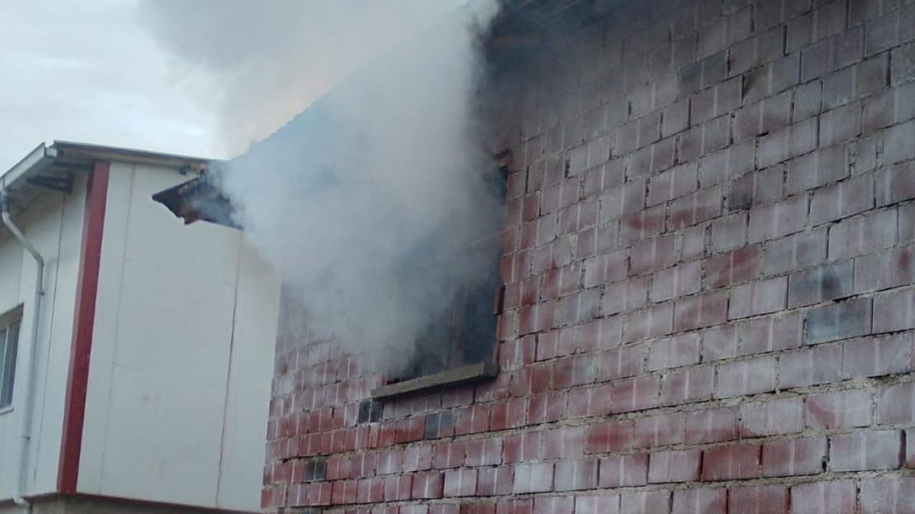 Selendi’de bir yıllık emek dakikalar içinde kül oldu