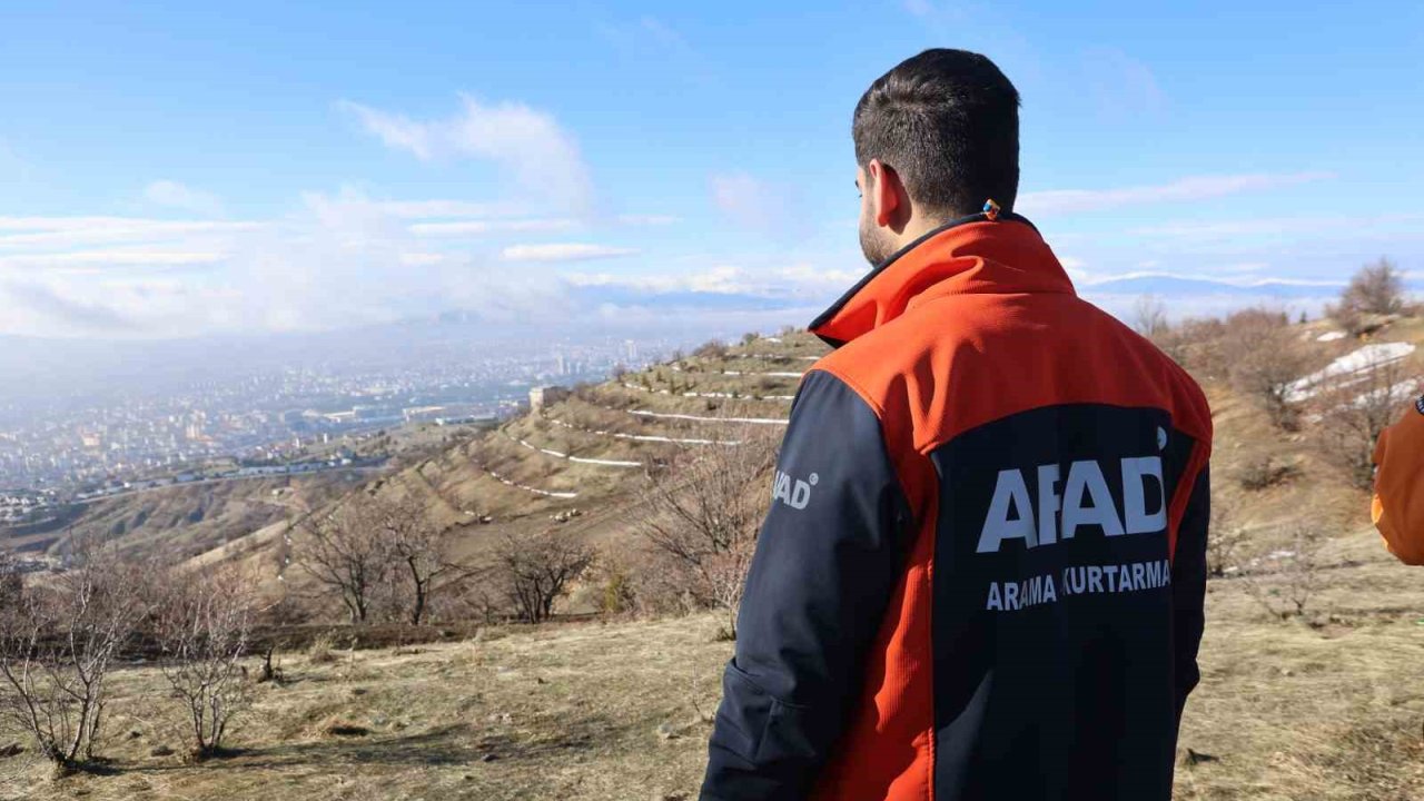 Elazığ’da kayıp yaşlı adamı arama çalışmaları sürüyor