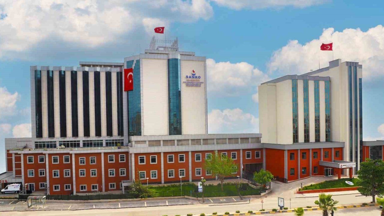 SANKO Üniversitesi Hastanesi saç ekim merkezi hizmet vermeye başladı
