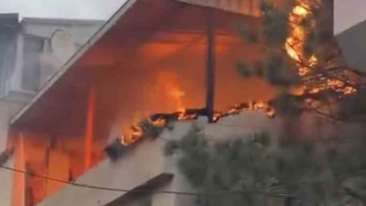 Bursa’da yangında daire alev topuna döndü