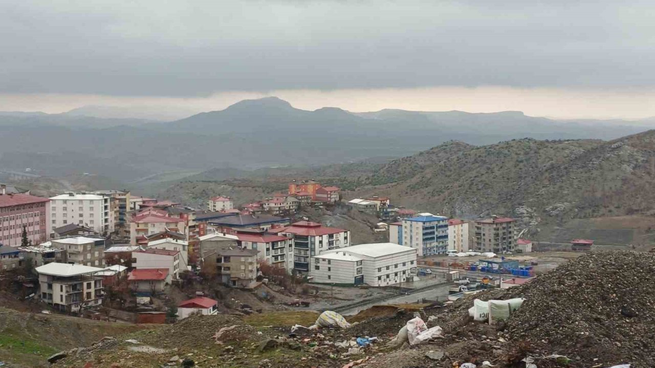 Kulp’ta yağmur ve kar etkili oldu: Heyelan ve çığ uyarısı yapıldı