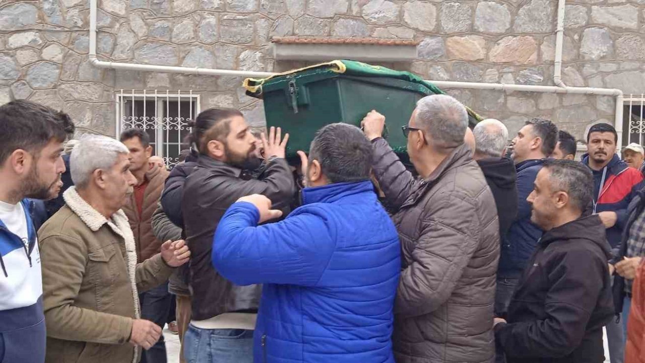 Söke’nin asırlık çınarı 107 yaşında hayata veda etti