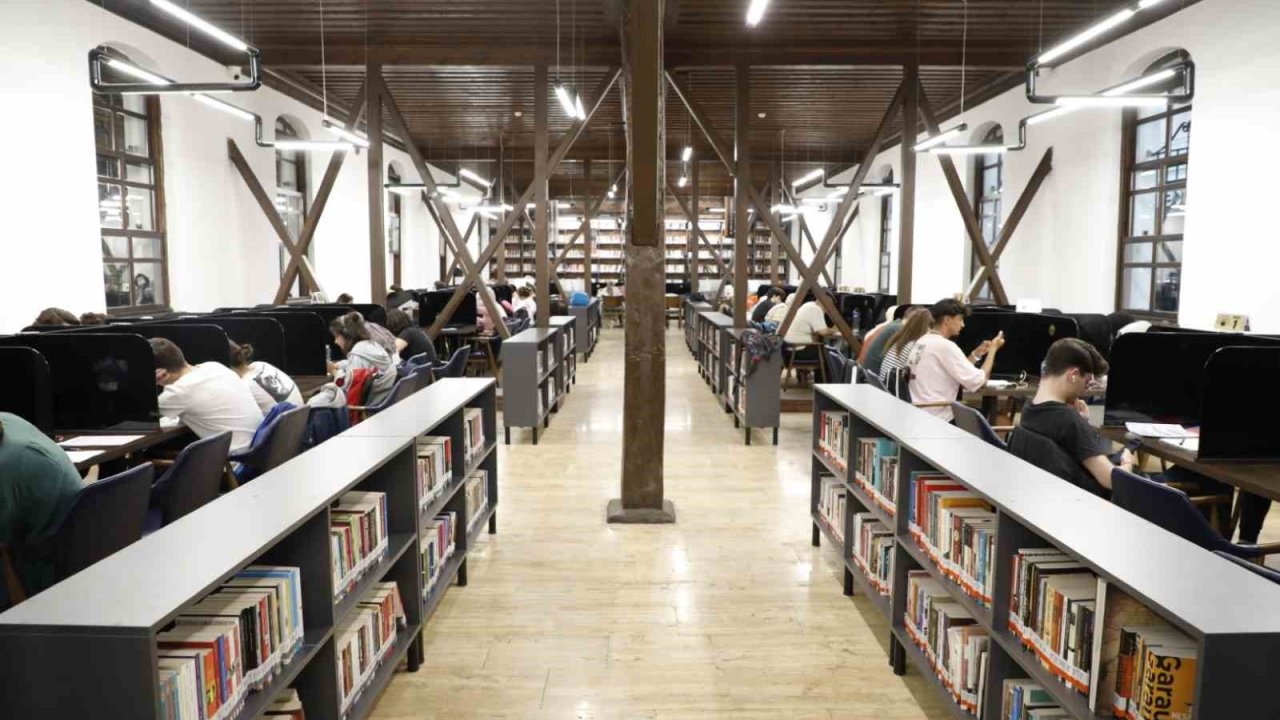 Nöbetçi Kitaphanelerden 816 bin 593 öğrenci faydalandı