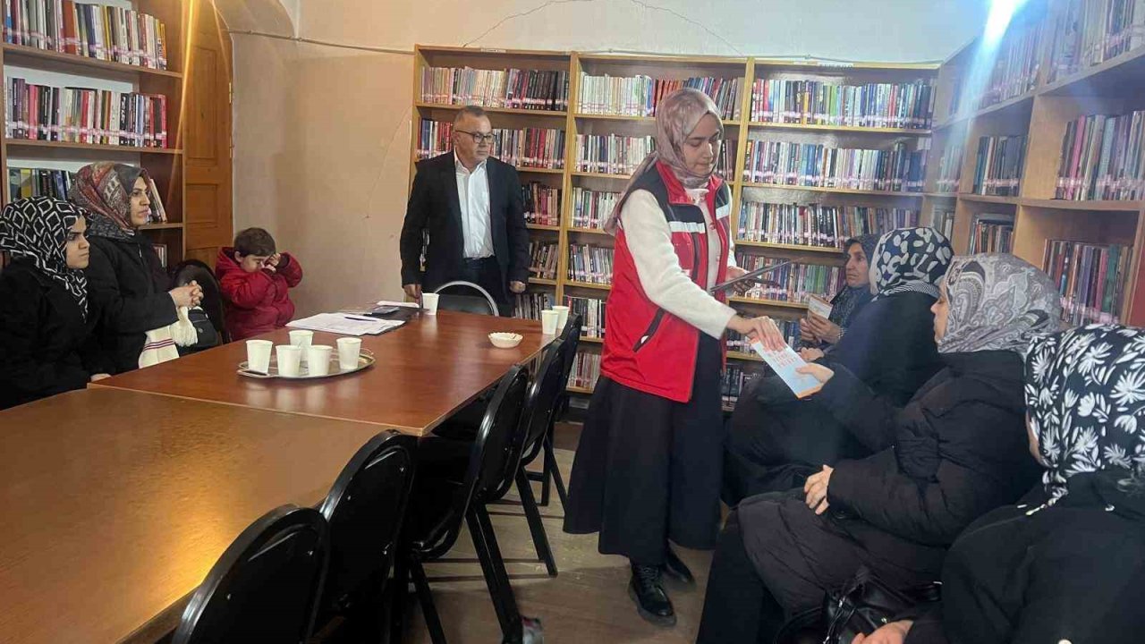 Akdağmadeni’nde ’Dünya Kadın ve Kız Çocukları Bilim Günü’ etkinliği