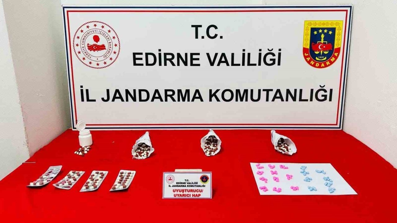 Edirne’de uyuşturucuya jandarma darbesi: Karı-koca suçüstü yakalandı