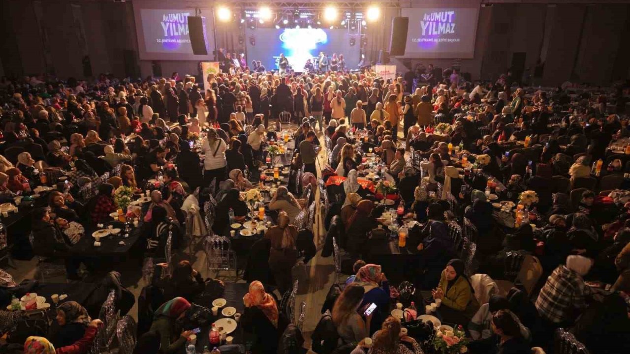 Şehitkamil’de kadınlar matinesi coşkusu