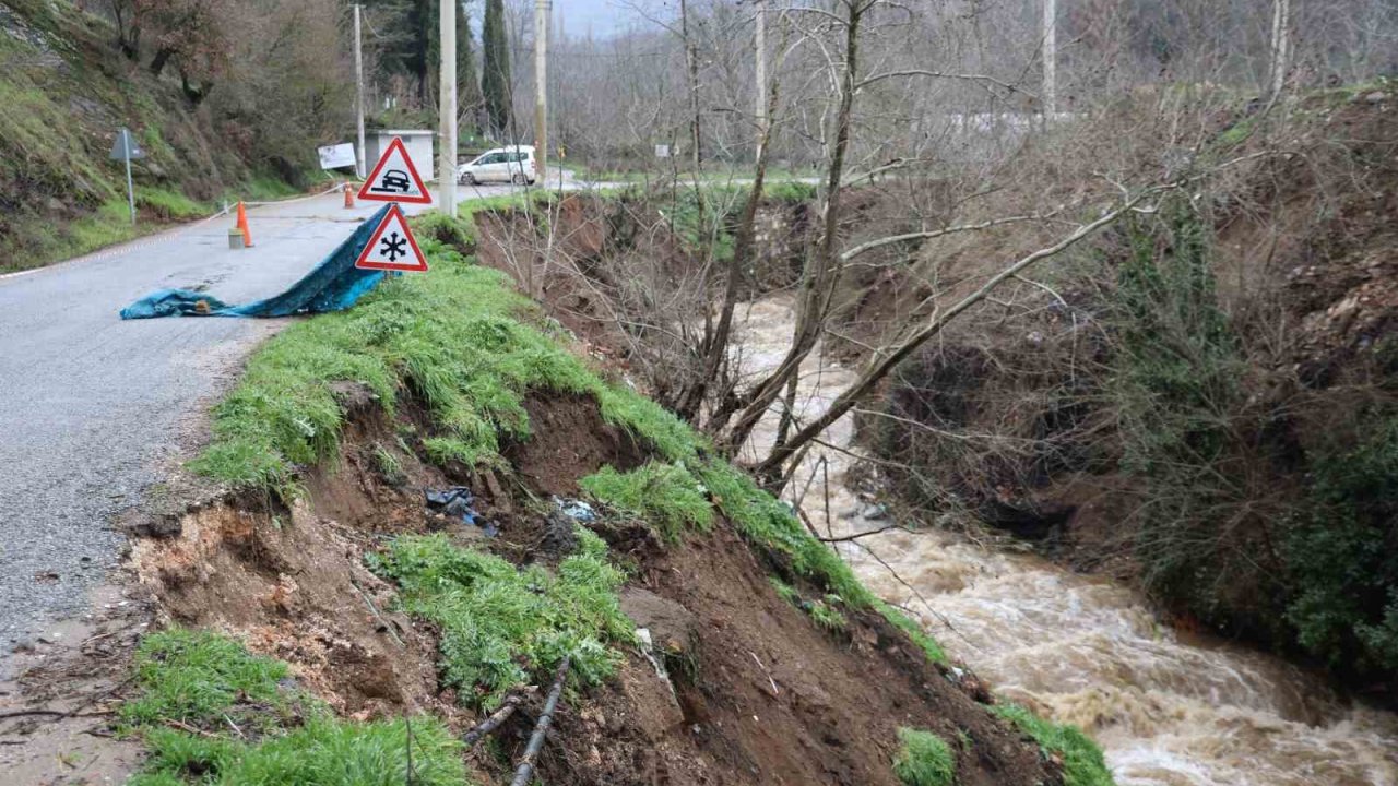 Yağışların arından, Aydın’da her yerde heyelan ve sel olayı yaşanıyor