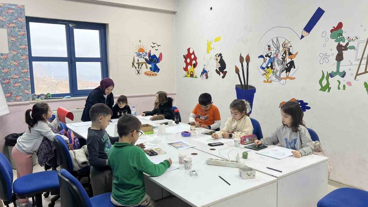 Resim kursu yoğun ilgi görüyor