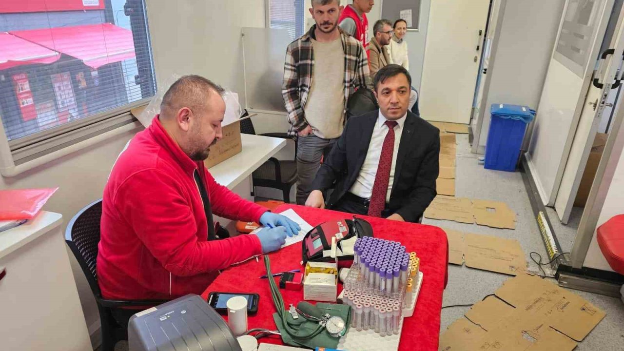 Şaphane Kaymakamı Boztaş’tan düzenli kan bağışı çağrısı