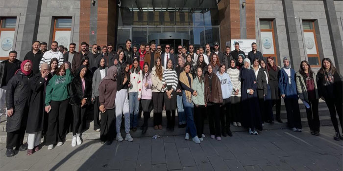 Kars’tan 84 Genç Ankara’ya Uğurlandı