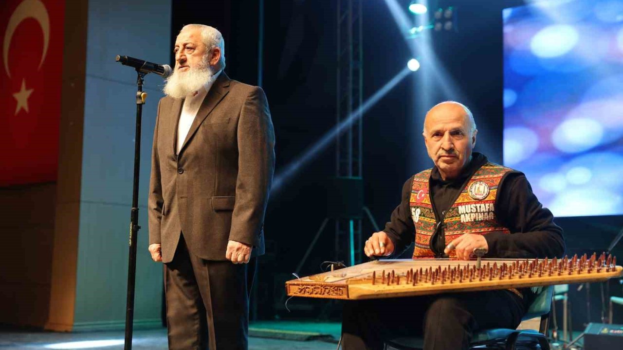 Âşık Ruhsatî, vefatının 115’nci yılında anıldı