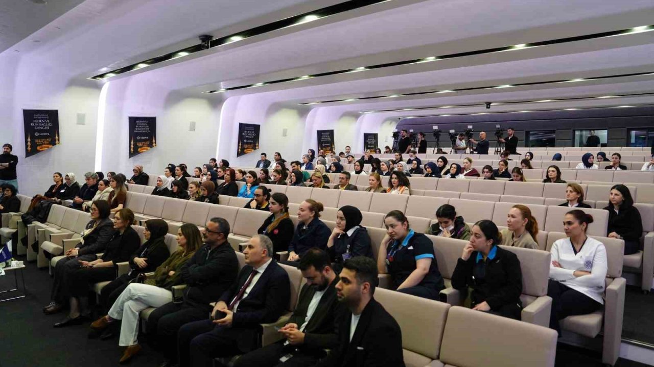 Ramazan ayında reflü artıyor: Uzmanından sahur uyarısı