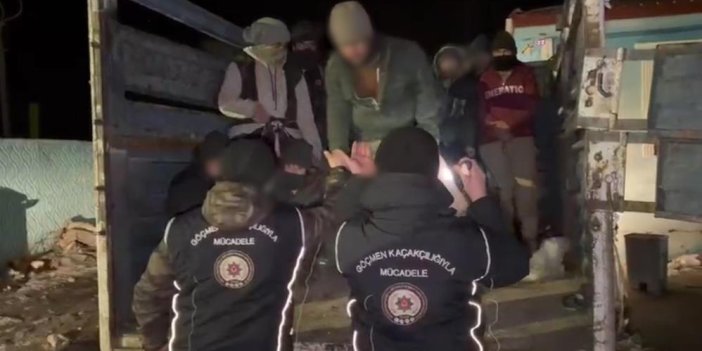 Kars'ta göçmen kaçakçılığı operasyonu: 19 düzensiz göçmen yakalandı
