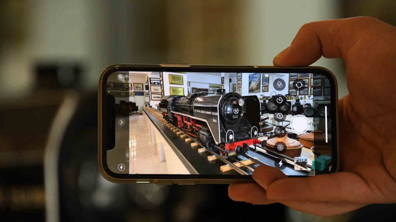 87 yıllık demiryolu mirası bu müzede sergileniyor