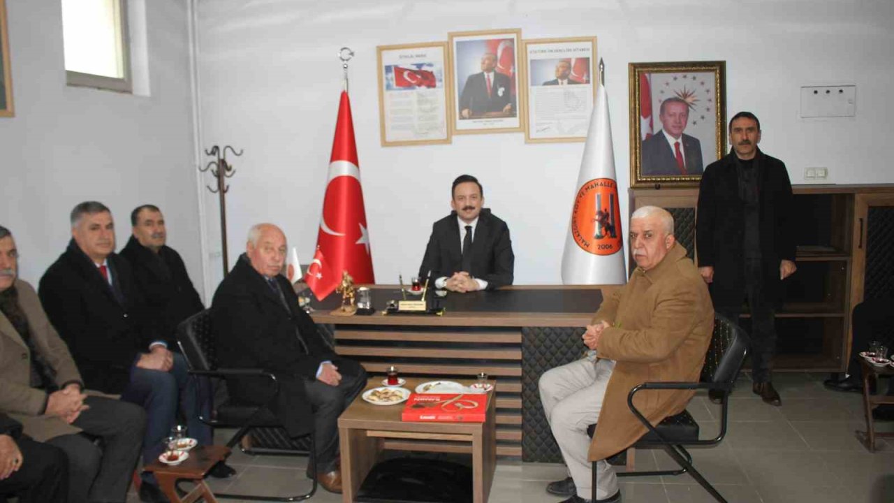Malazgirt Kaymakamı Bayram’dan muhtarlara ziyaret