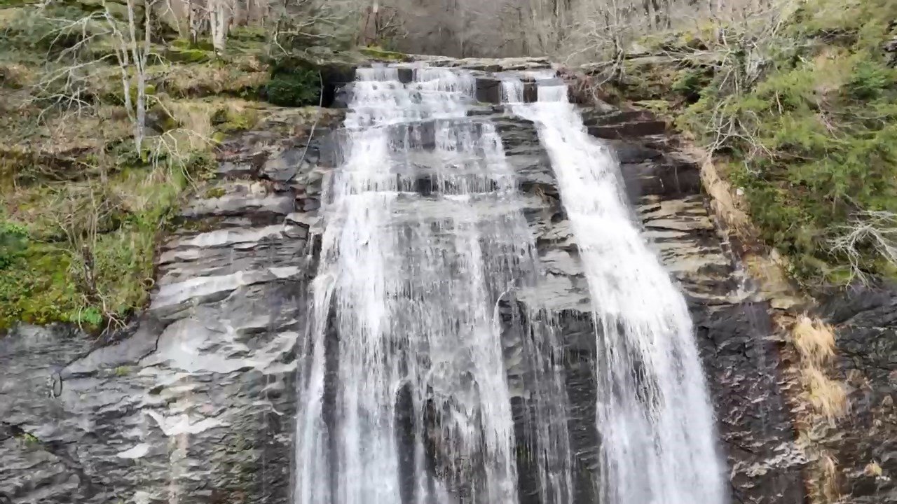 Kar suları Suuçtu Şelalesini coşturdu...