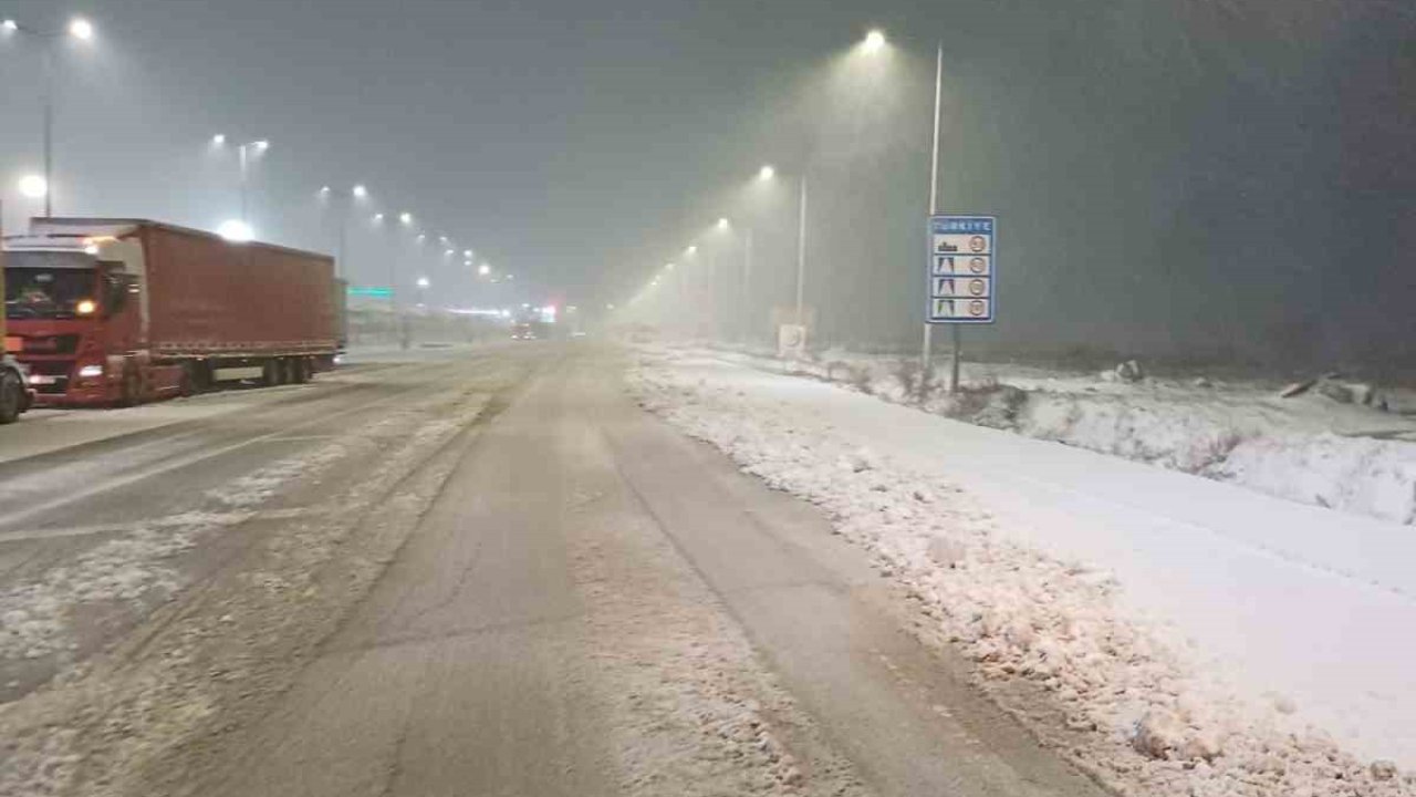 Balkanlar’dan gelen kar sınırdan girdi