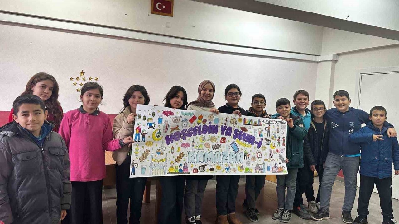 Ramazan ayı, "Maarifin Kalbinde Ramazan" temasıyla karşılanacak