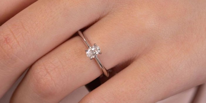 Evlilik Teklifi Yüzüğü Nedir ve Neden Bu Kadar Özeldir?