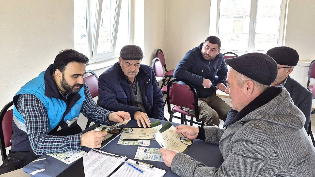 Çiftçilere yönelik bitki koruma eğitimleri sürüyor
