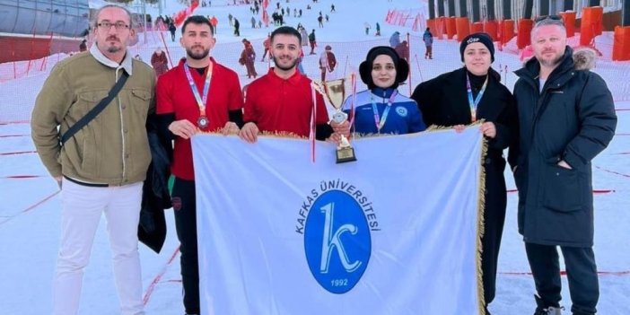 Kafkas Üniversitesi’nden ÜNİLİG Kar Boccesi Türkiye Şampiyonası’nda çifte başarı