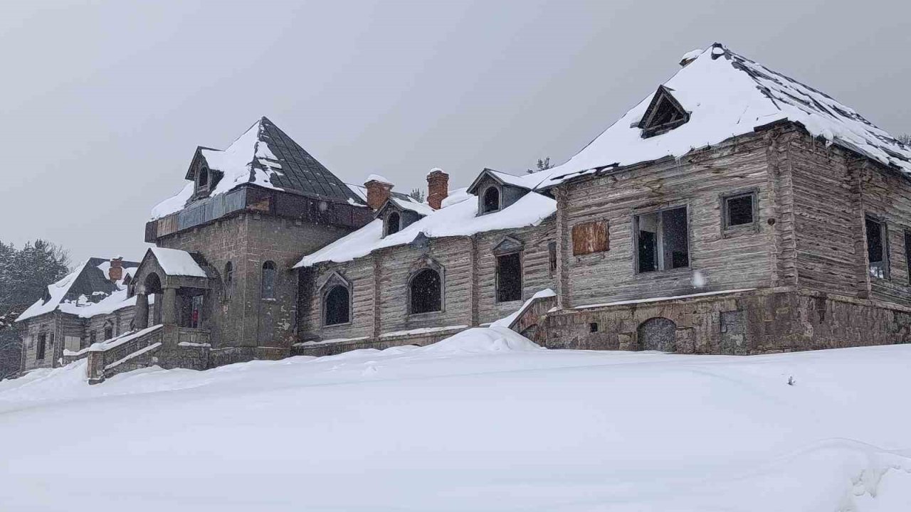 Kars’ta tarihin sessiz çığlığı: Sarıkamış’taki asırlık Rus köşkü yok oluyor