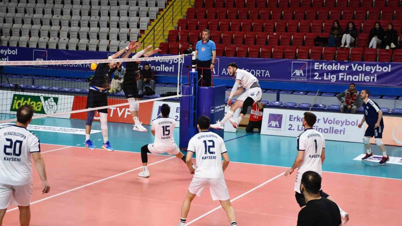 Erkekler 2. Lig Voleybol Final Müsabakaları devam ediyor