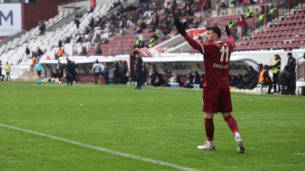 Elazığspor’da Enes Soy sakatlandı