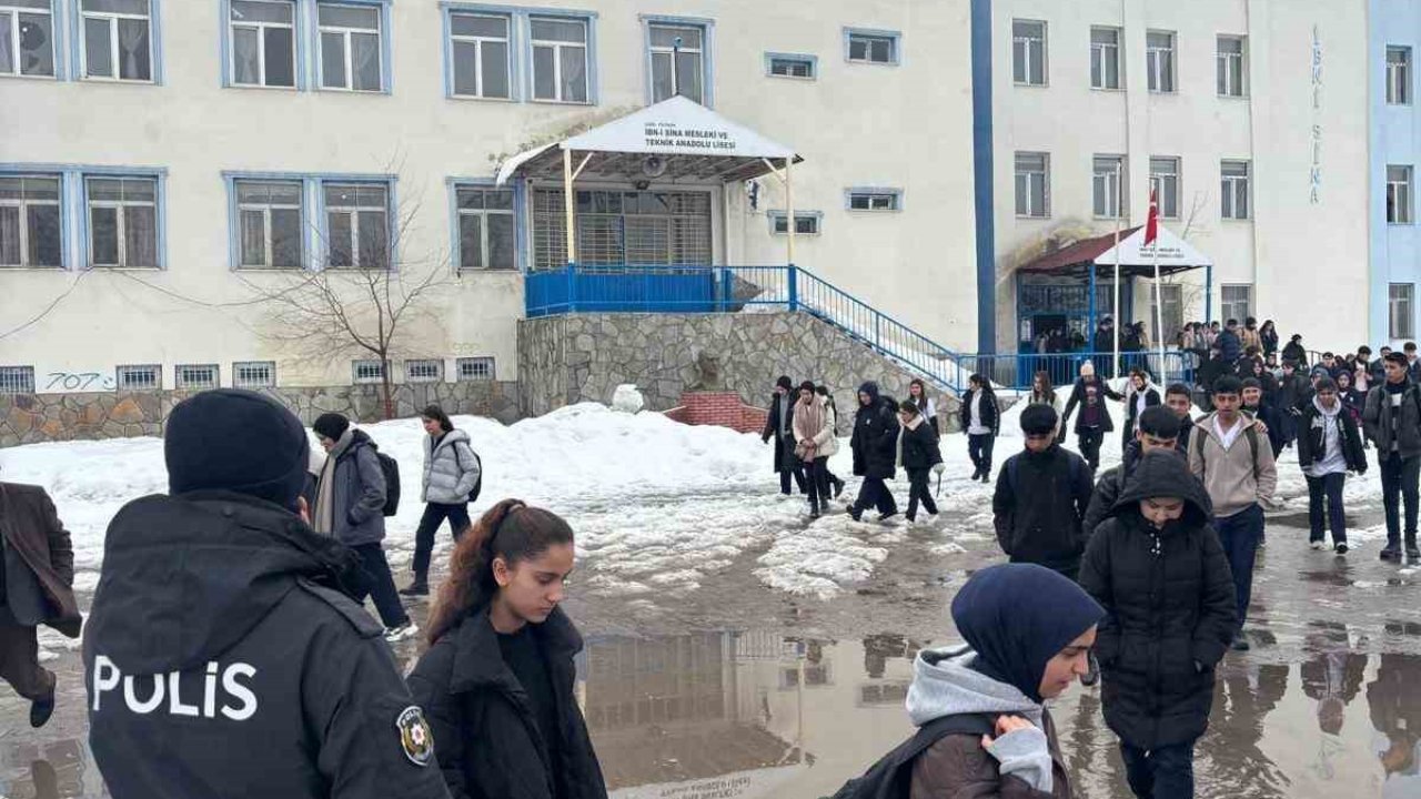 Patnos’ta okullarda ve servislerde denetimler artırıldı