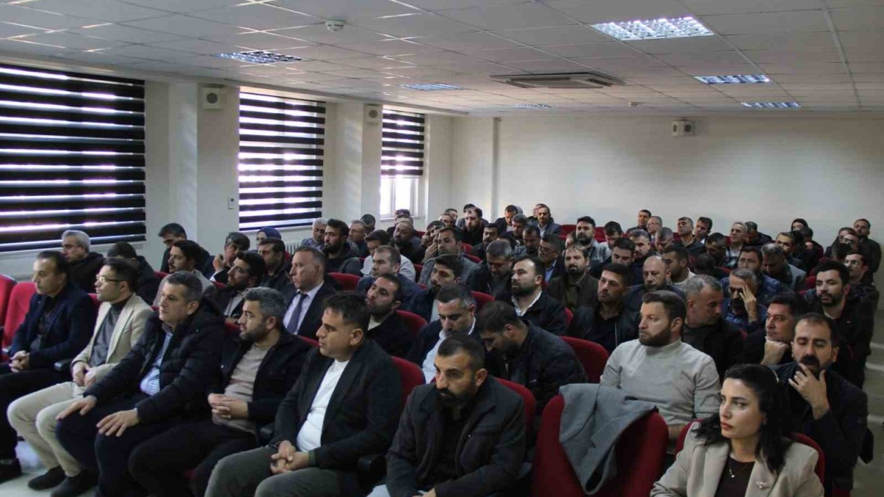 Cizre’de 2. dönem okul müdürleri buluşması