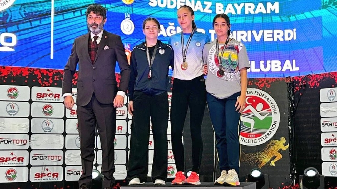 Eskişehirli sporcudan sırık atlama branşında Türkiye şampiyonluğu