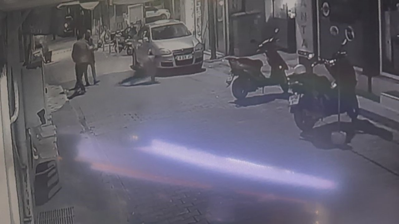 Kanlı hesaplaşma kameraya böyle yansıdı... Peş peşe ateş açtı, soğukkanlı tavırları dikkat çekti