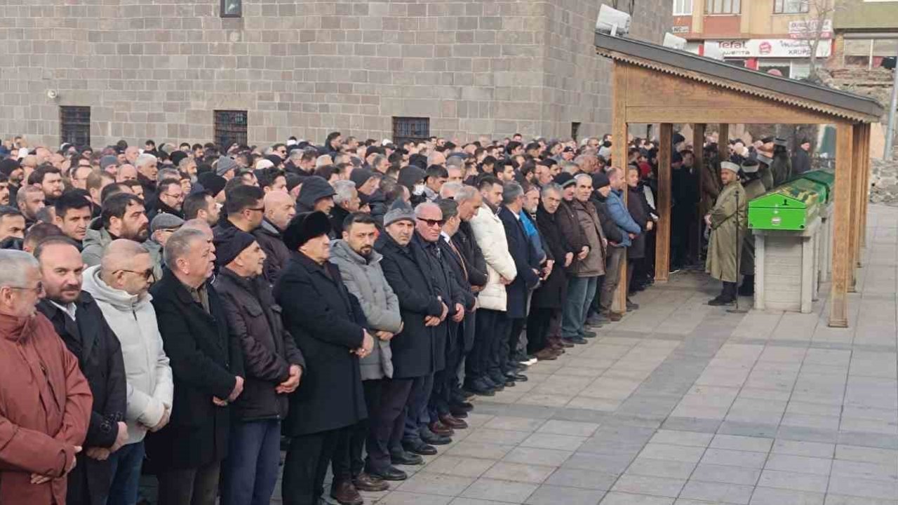 Canlar ve Midilliç ailelerinin baba acısı