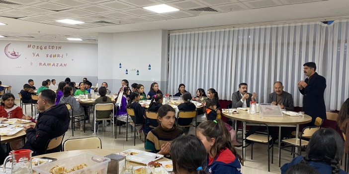 Kaymakam Muhammed Burak Akköz, YBO Öğrencileriyle İftar Sofrasında Buluştu