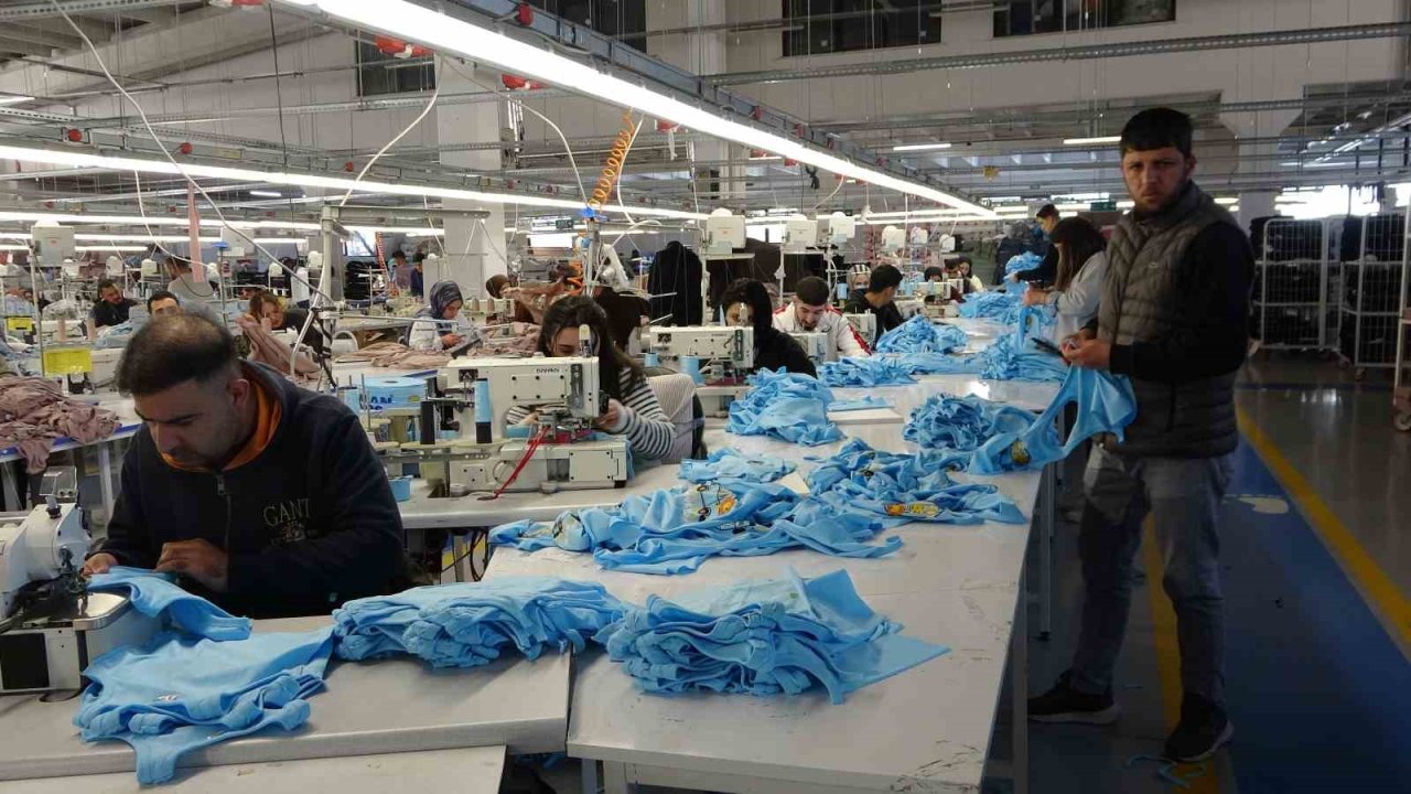 Türk tekstili Bitlis’te canlanıyor