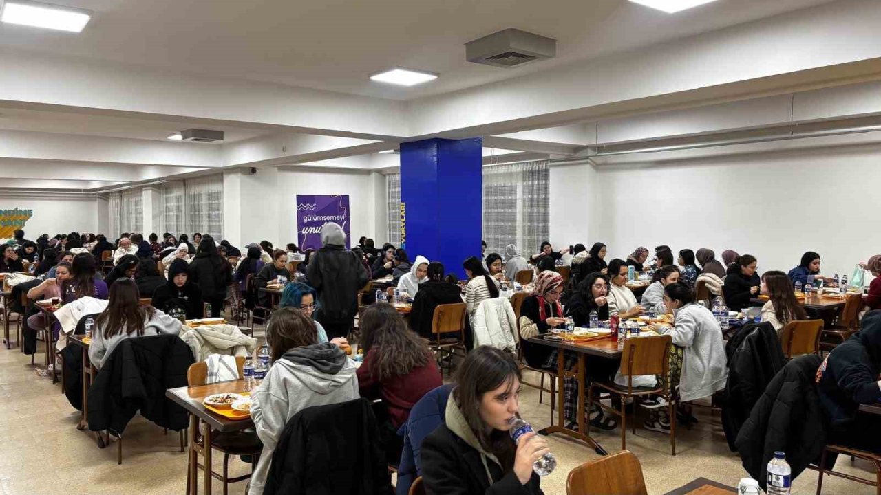 Bala Hatun Yurdu’nda iftar bereketi