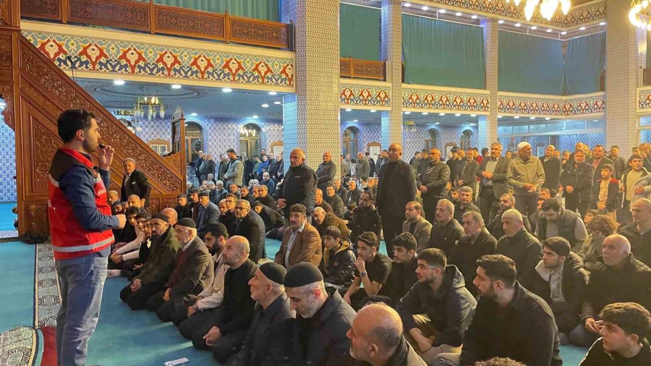 Batman’da teravih öncesi bağımlılıkla mücadele çalışması