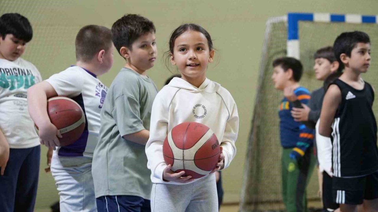 Muğla’da sporun kalbi GSB tesislerinde atıyor