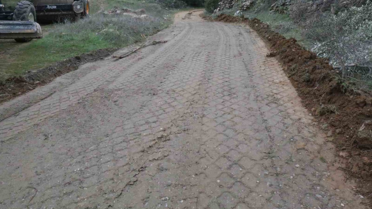 Kavaklı Mahallesi’ndeki bahçe yolu yenilendi