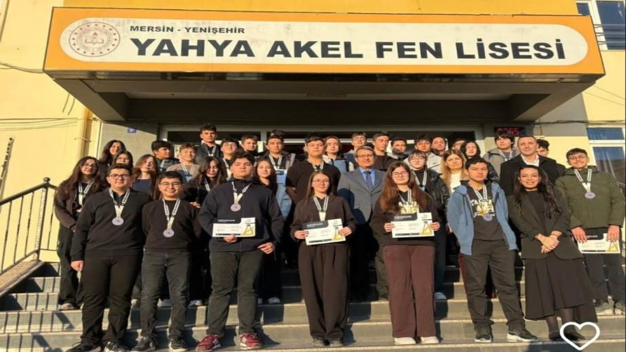Yahya Akel Fen Lisesi öğrencileri Matematik Olimpiyatlarında dünya birincisi oldu